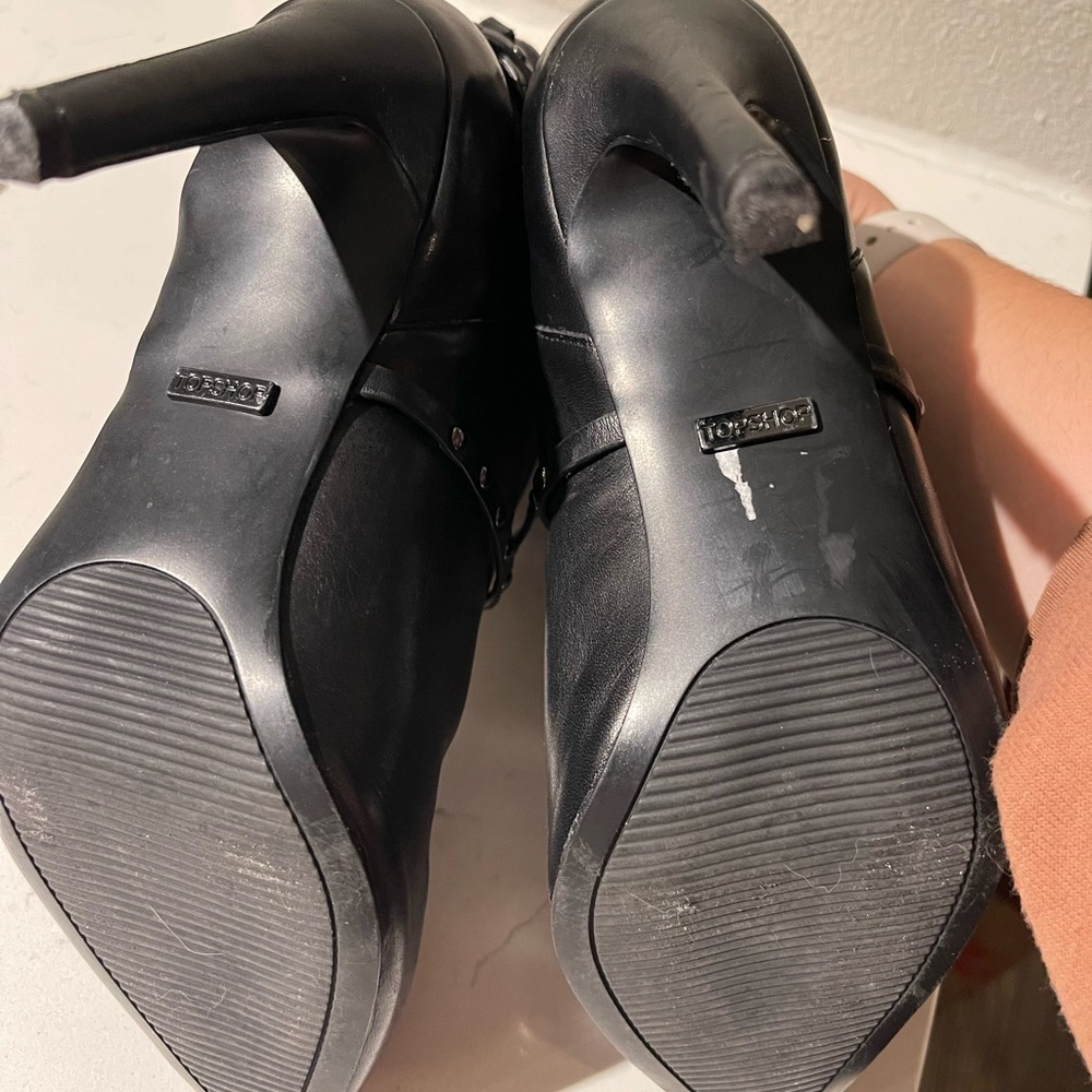 Topshop Humour black studded booties - Picture 4 of 5